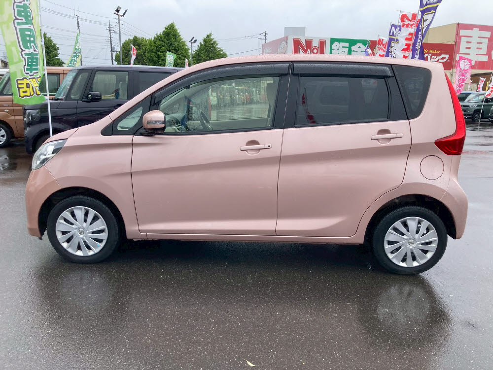 ニッサン　デイズ　X 7枚目