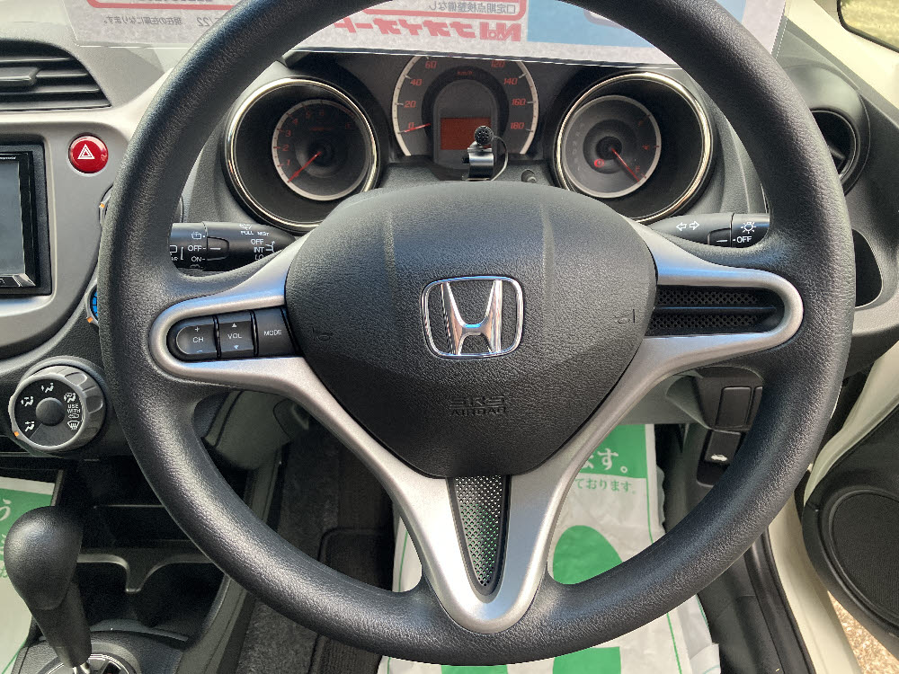 ホンダ　フィット 13Gスマートセレクション11枚目