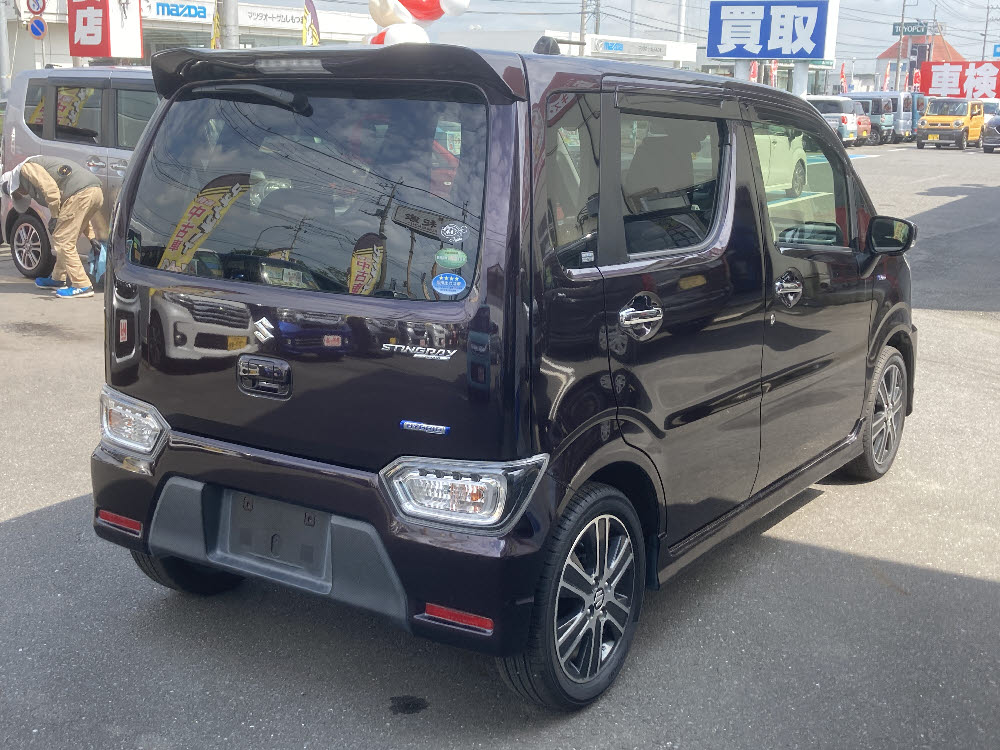 スズキ ワゴンR スティングレー HYBRID T4枚目