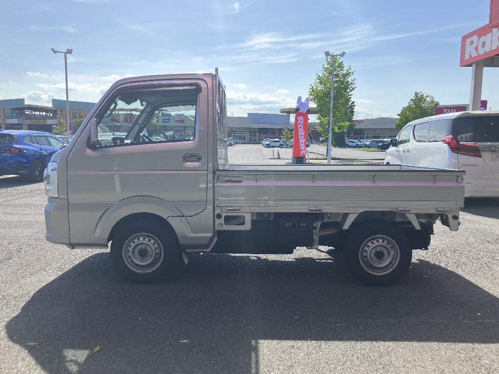 スズキ キャリートラック 60周年記念車 4WD AT7枚目