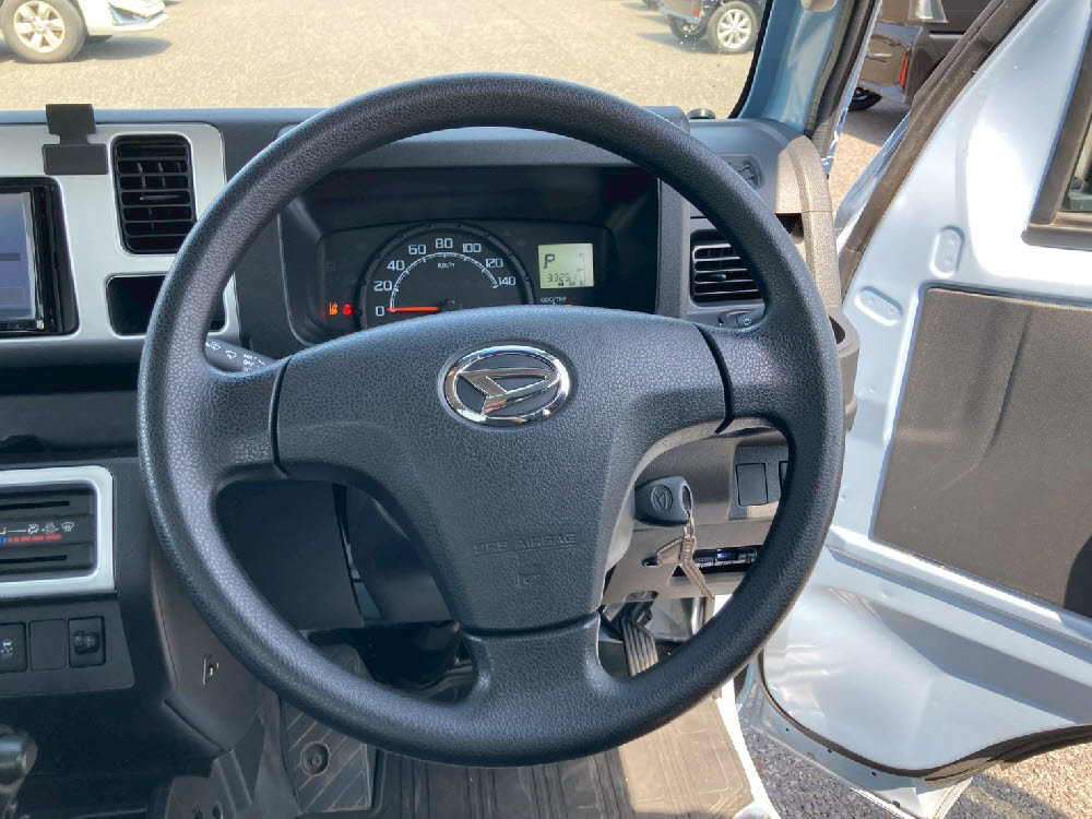 ダイハツ　ハイゼットＴジャンボ　SAⅢ　4WD　AT12枚目