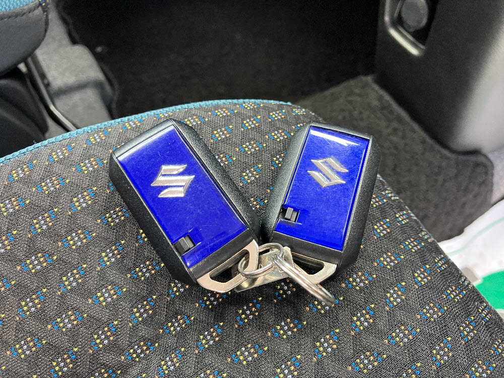 スズキ ハスラー HYBRID G 2トーンカラー12枚目