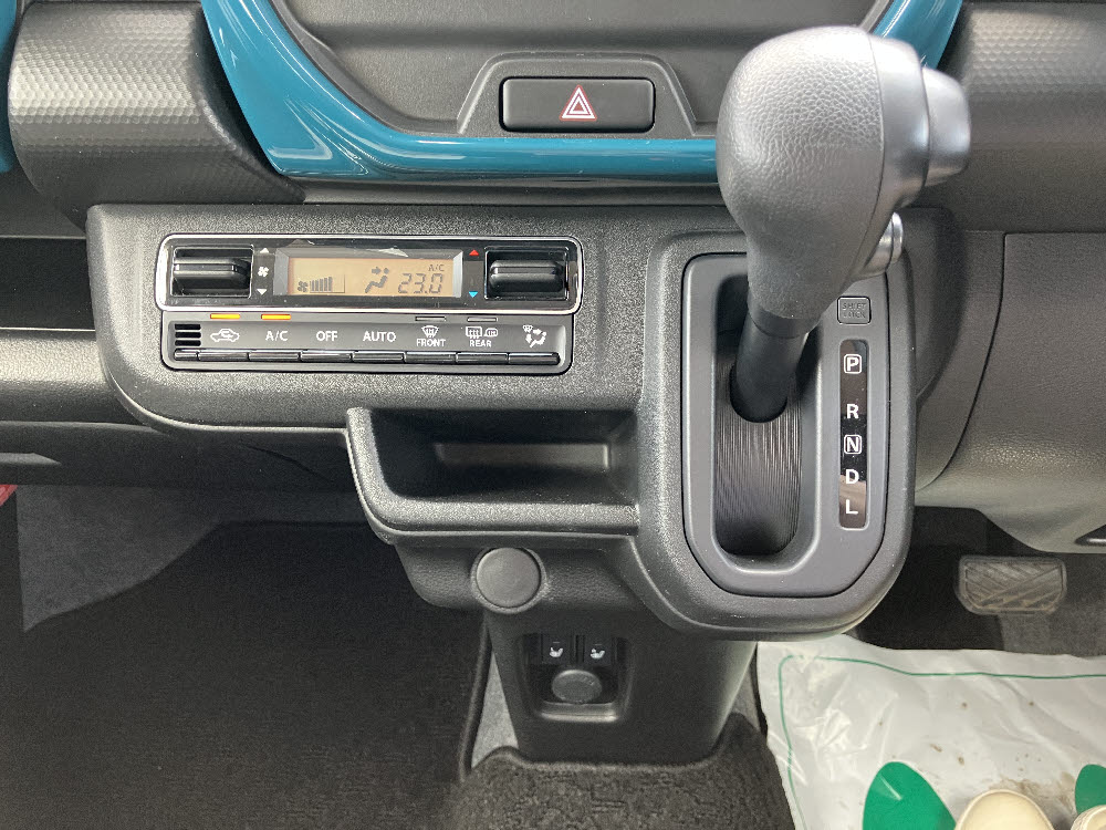 スズキ ハスラー HYBRID G 2トーンカラー19枚目