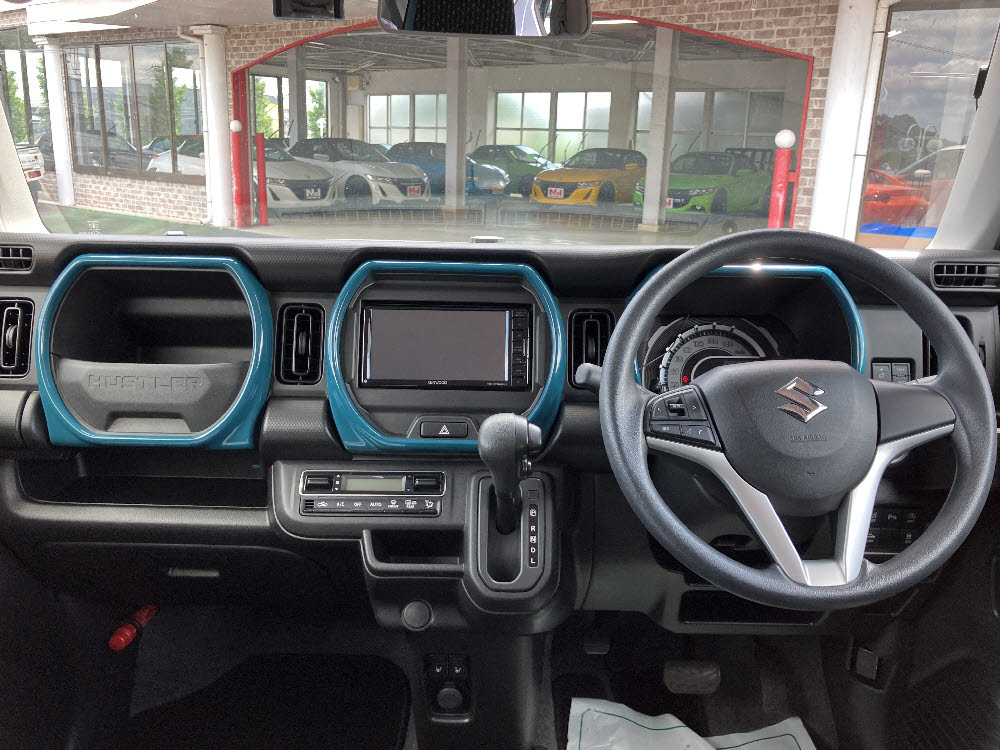 スズキ ハスラー HYBRID G 2トーンカラー7枚目