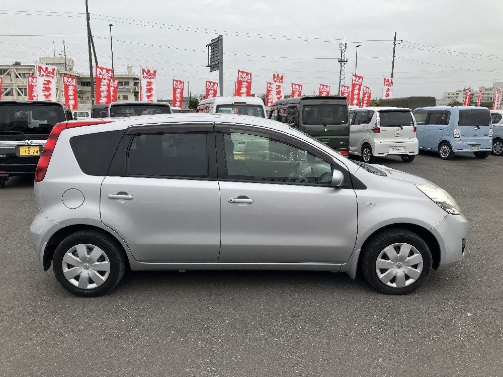 ニッサン ノート 16X 5MT1枚目