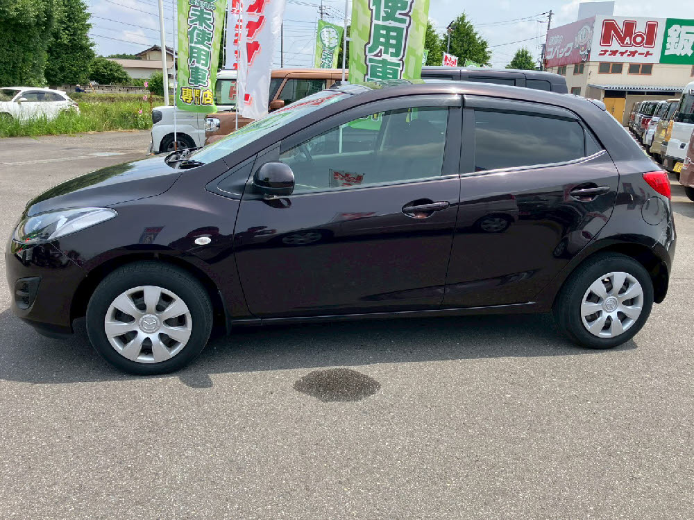 マツダ デミオ 13C7枚目