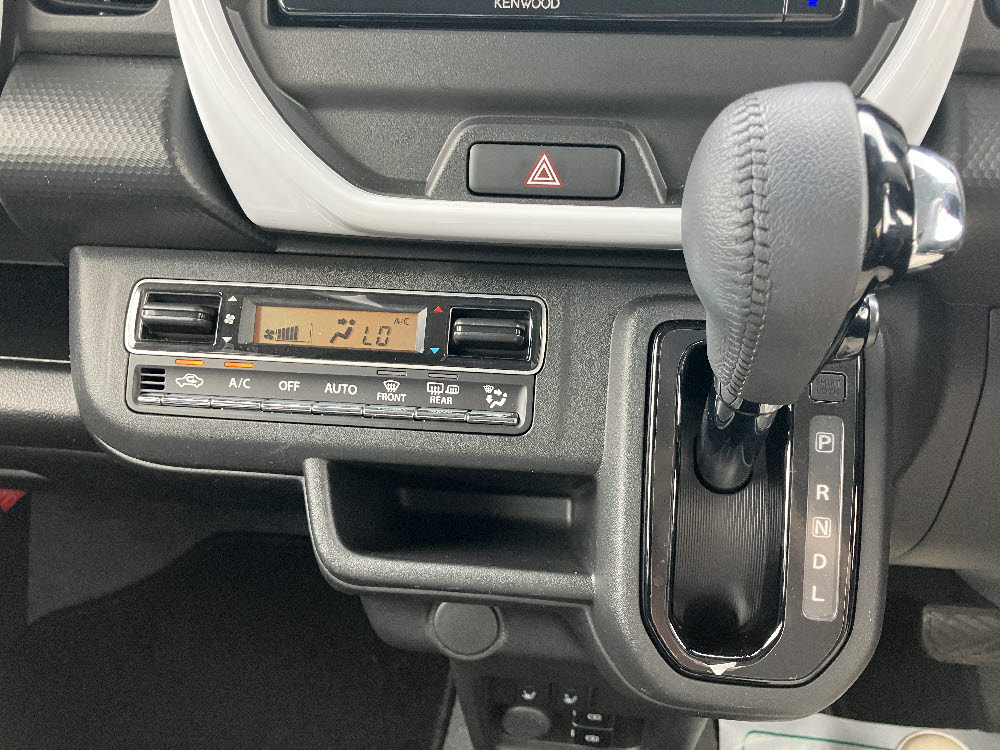 スズキ ハスラー HYBRID X19枚目