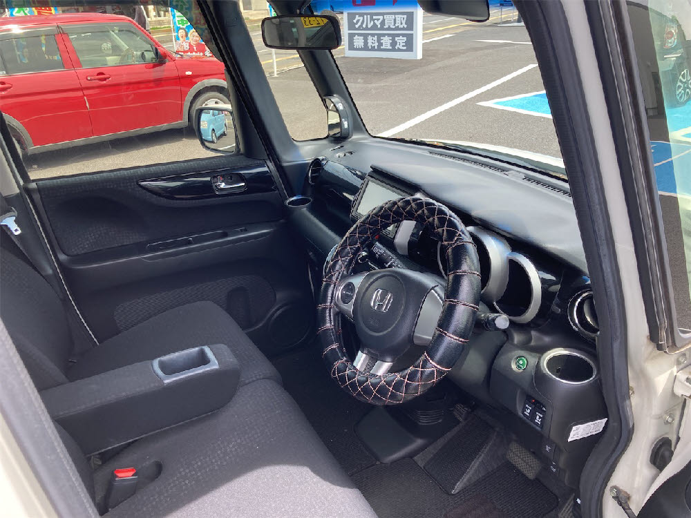 ホンダ N BOXカスタム G・Lパッケージ10枚目
