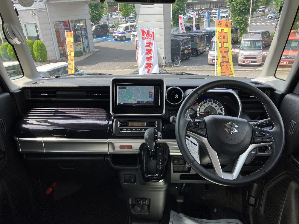 スズキ　スペーシアカスタム　HYBRID XSターボ7枚目