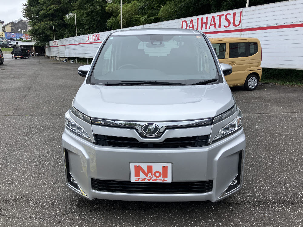 トヨタ　ヴォクシー　X1枚目