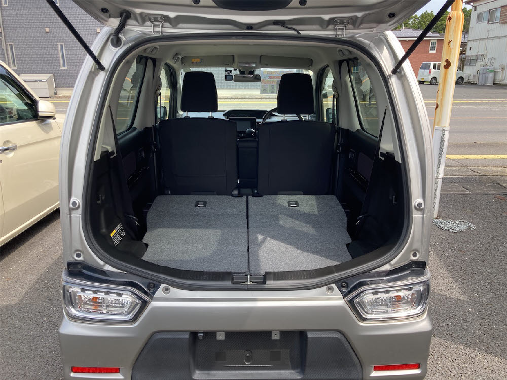スズキ　ワゴンRスティングレーHYBRID　X8枚目