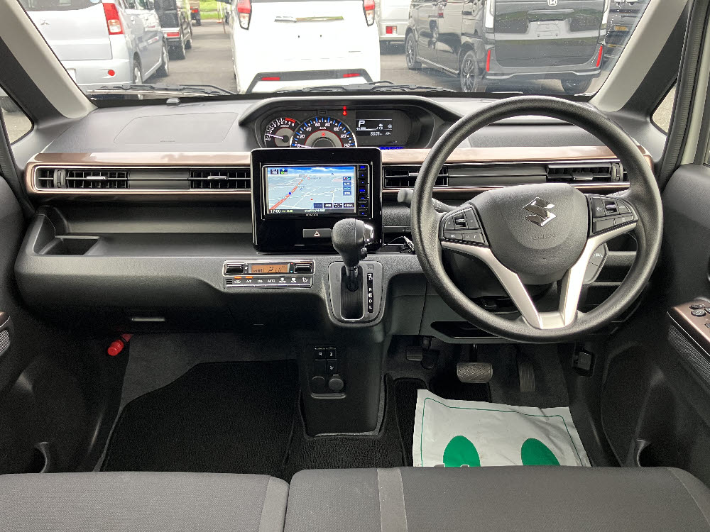 スズキ ワゴンRカスタムZ HYBRID ZX 12枚目