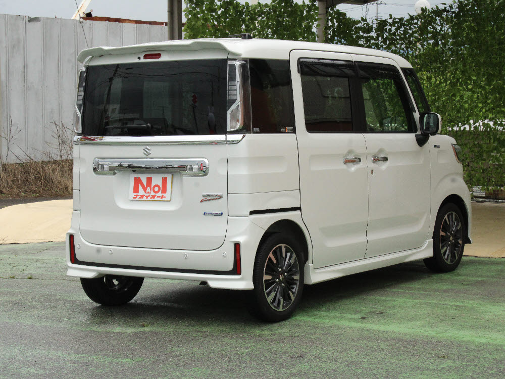 スズキ スペーシアカスタム HYBRID XS4枚目