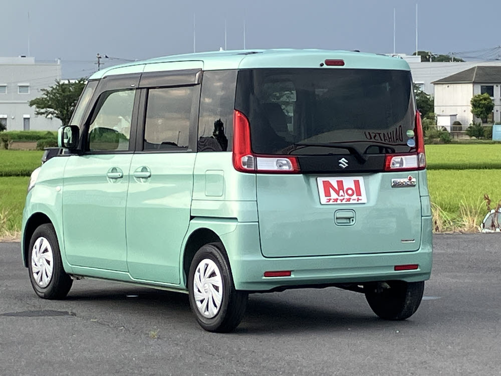 スズキ　スペーシア　G2枚目