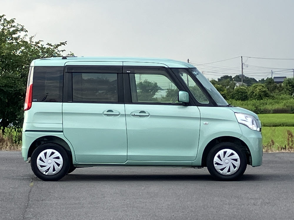 スズキ　スペーシア　G6枚目