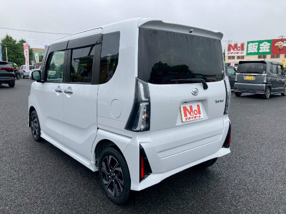 ダイハツ タントカスタム X 6枚目