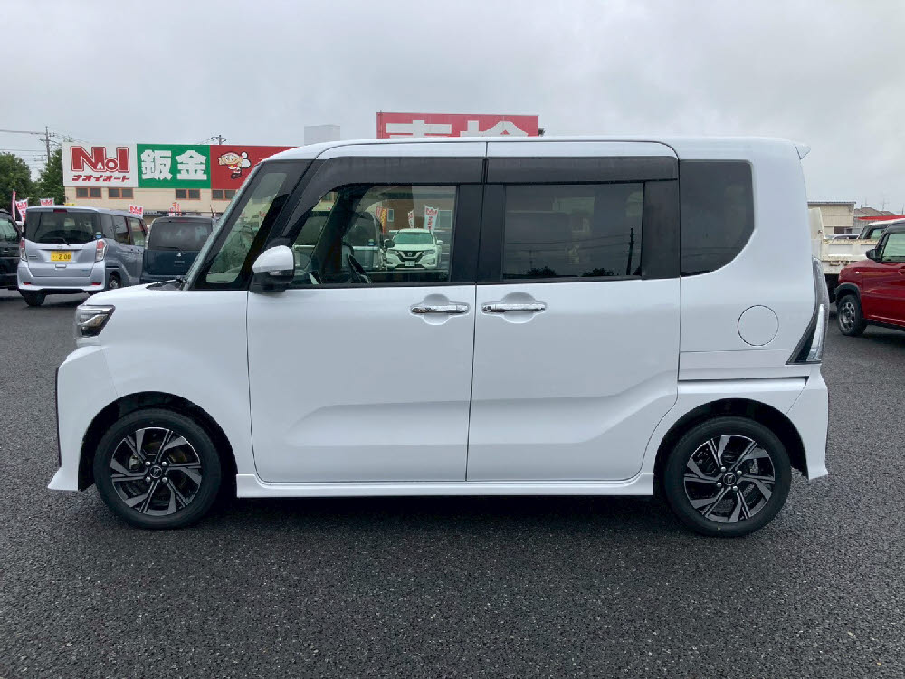 ダイハツ タントカスタム X 7枚目
