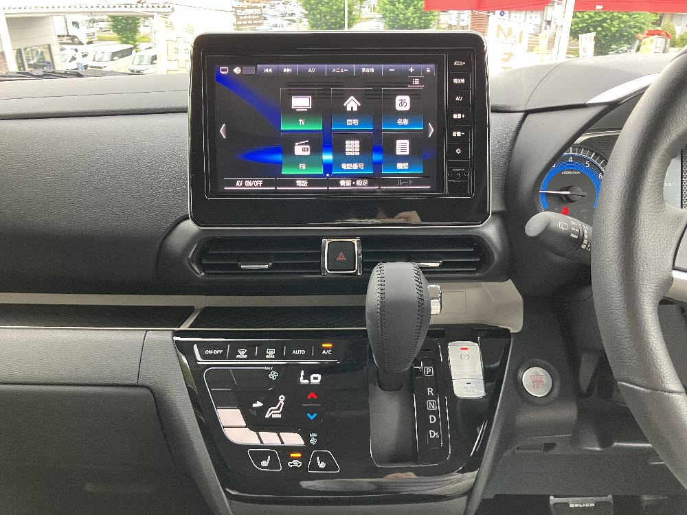 ミツビシ　デリカミニ　T Premium 4WD　18枚目