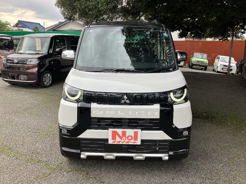 ミツビシ　デリカミニ　T Premium 4WD　1枚目