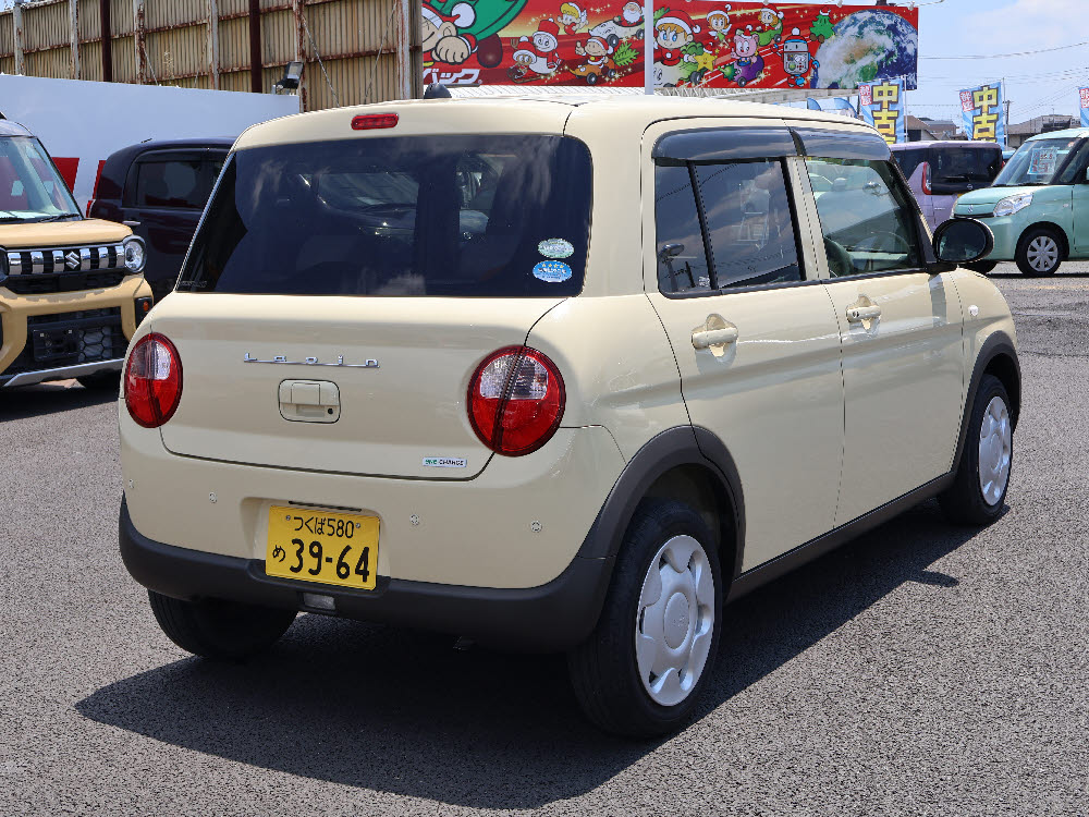 スズキ　ラパン　L3枚目