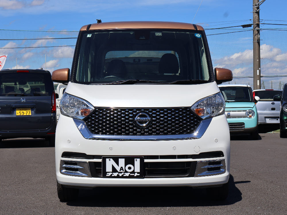 ニッサン デイズルークス ボレロX(2トーン)1枚目