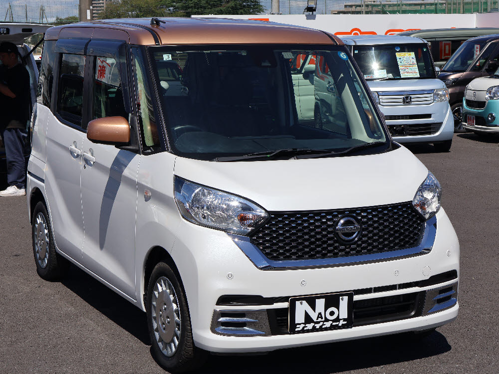 ニッサン デイズルークス ボレロX(2トーン)2枚目