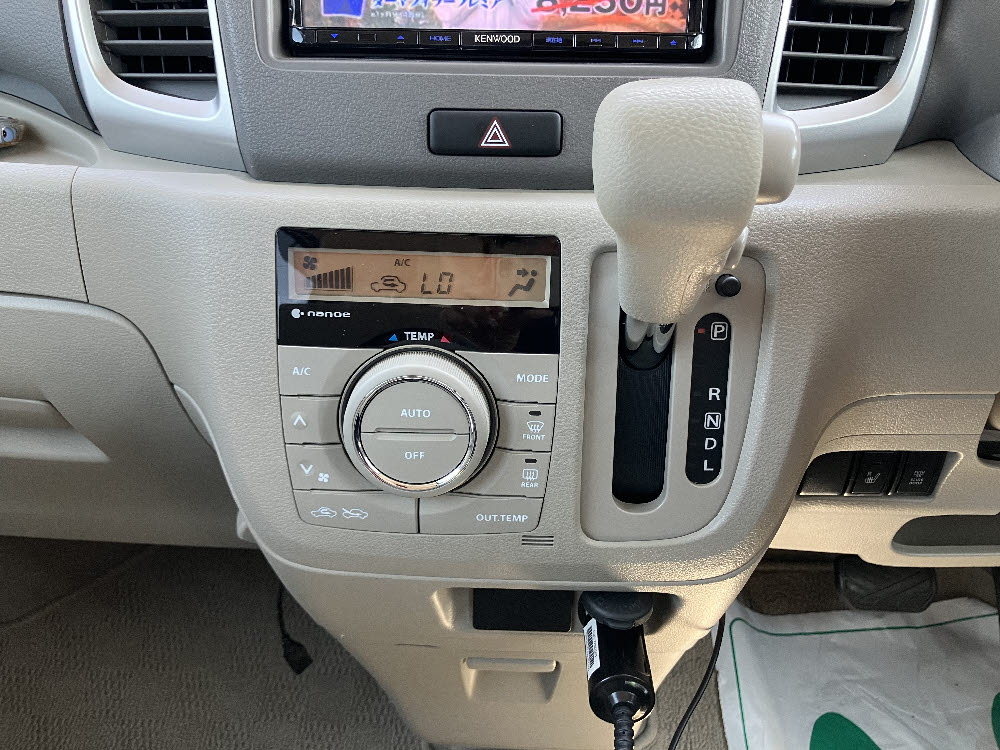 スズキ スペーシア X17枚目