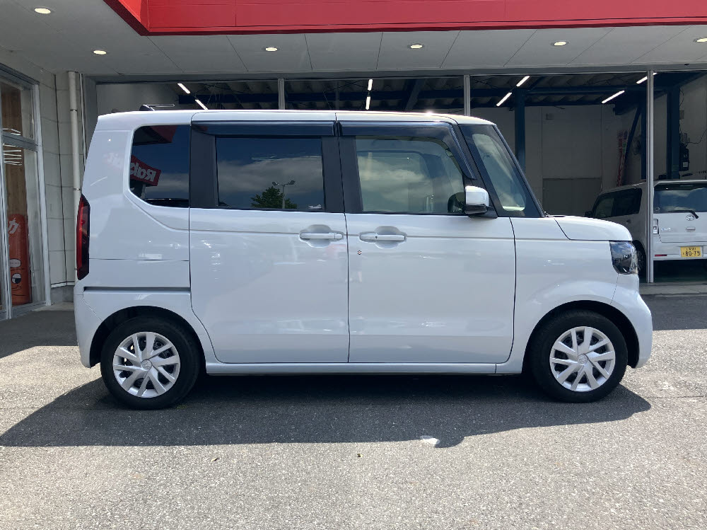 ホンダ　Ｎ ＢＯＸ　ヒョウジュン 8インチナビ 3枚目