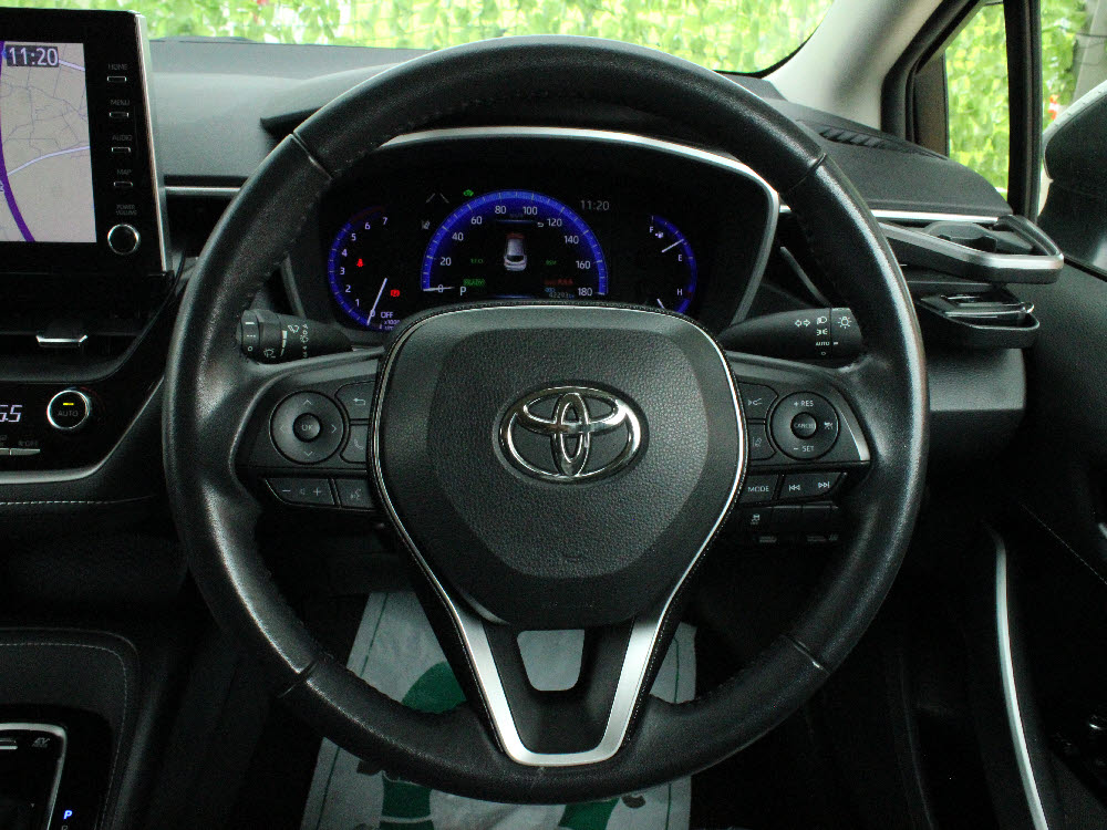 トヨタ カローラツーリング HYBRID S17枚目
