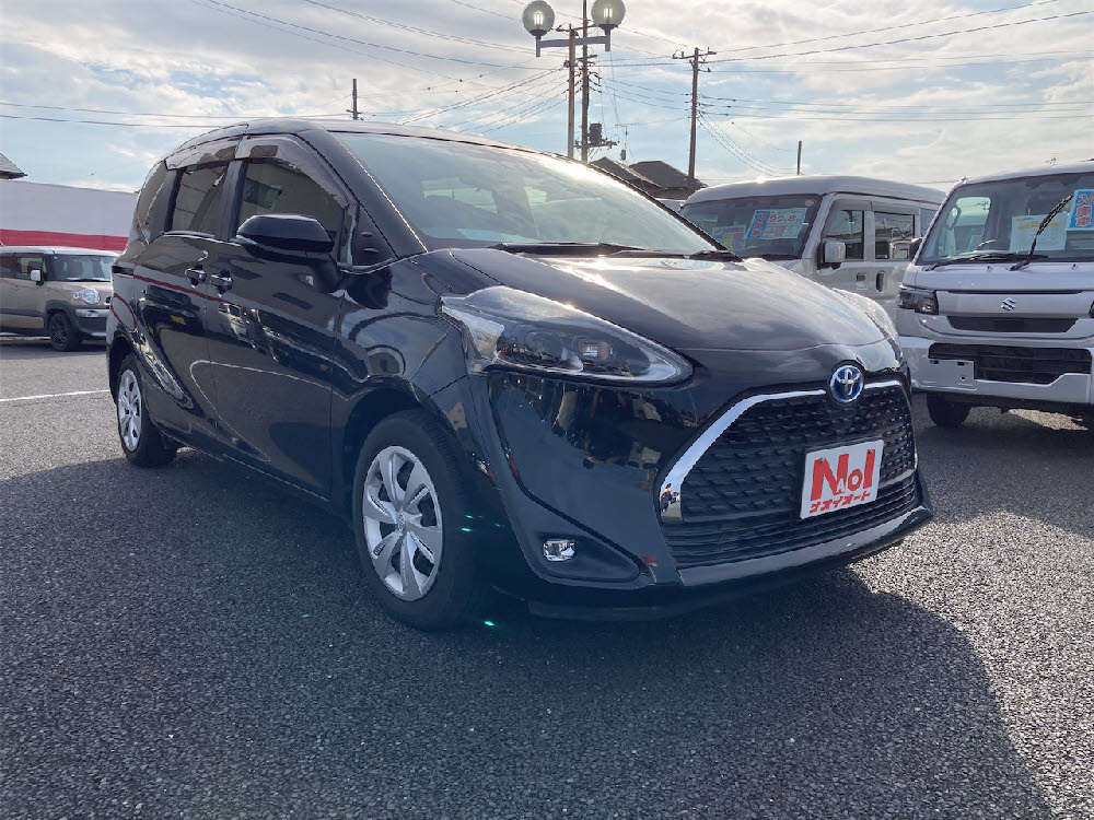 トヨタ　シエンタ　HYBRID　G　7人乗り1枚目