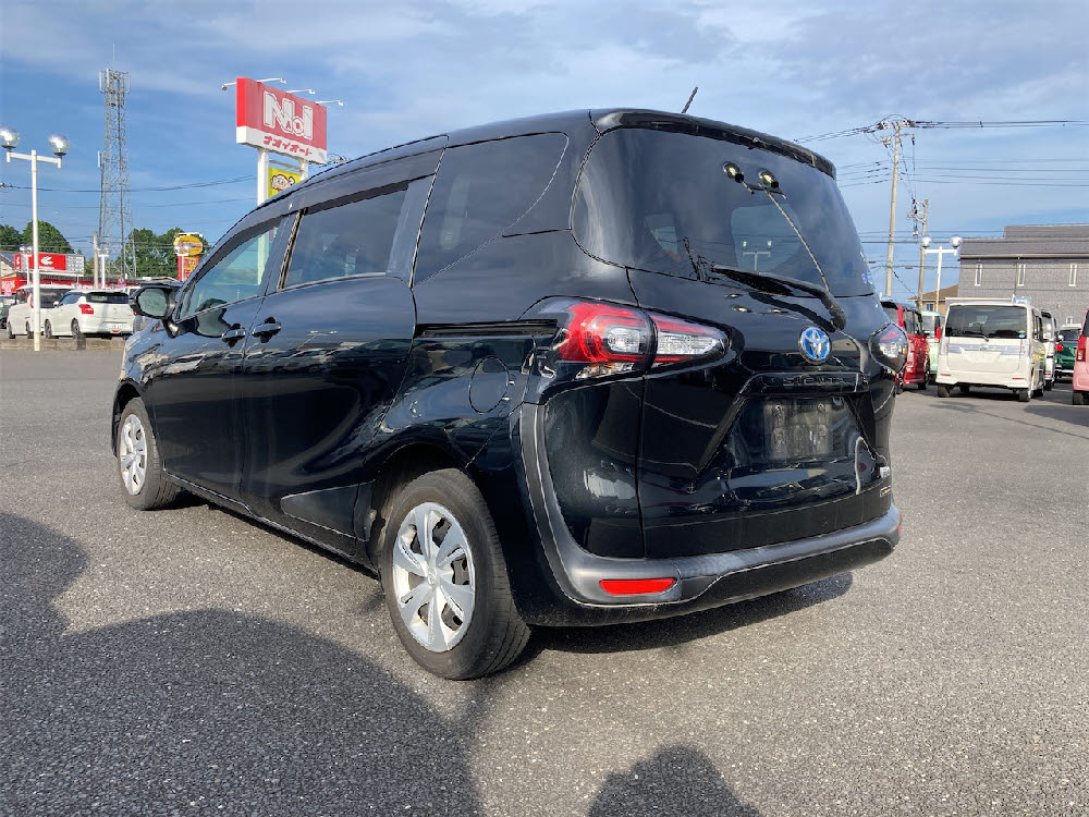 トヨタ　シエンタ　HYBRID　G　7人乗り3枚目
