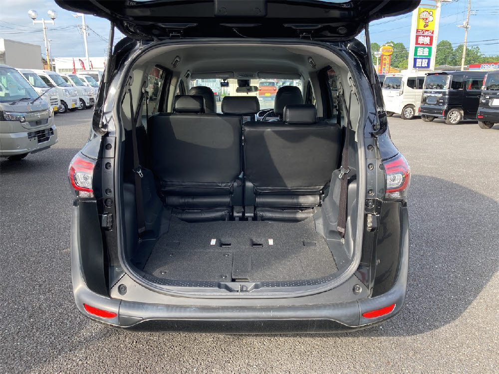 トヨタ　シエンタ　HYBRID　G　7人乗り7枚目