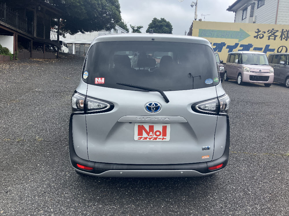 トヨタ シエンタHV X 7人乗り レンタアップ5枚目