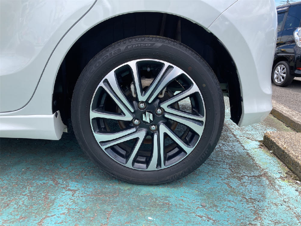 スズキ　スイフトHYBRID　RS4枚目