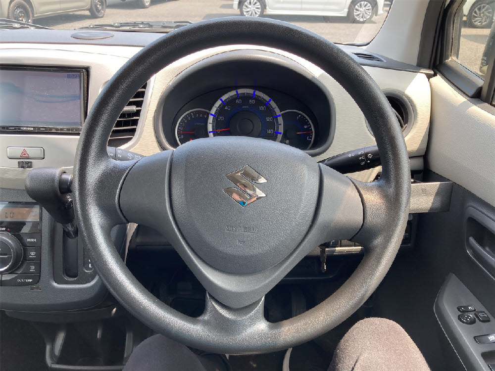 スズキ　ワゴンＲ　FX12枚目