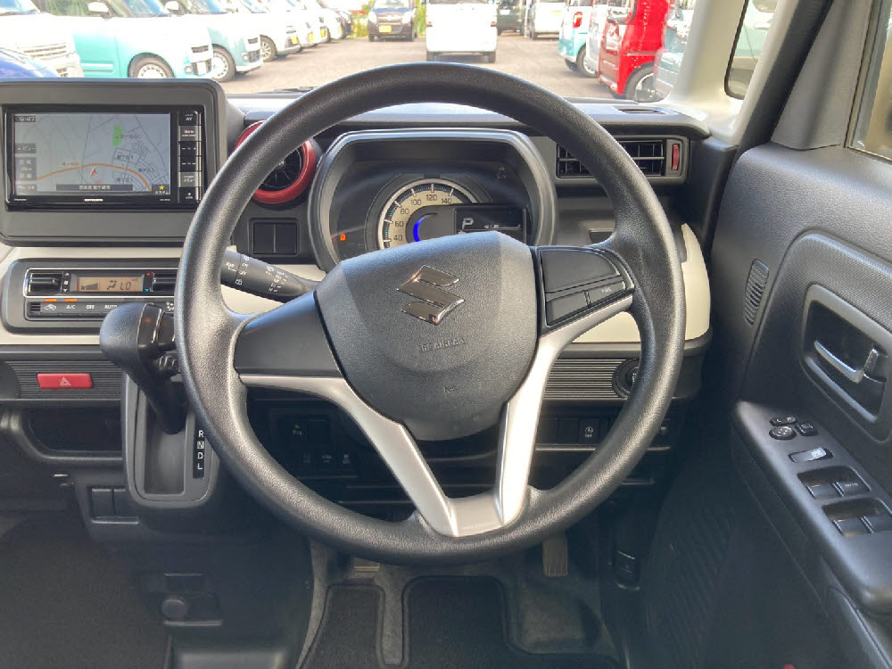 スズキ スペーシアHYBRID G11枚目