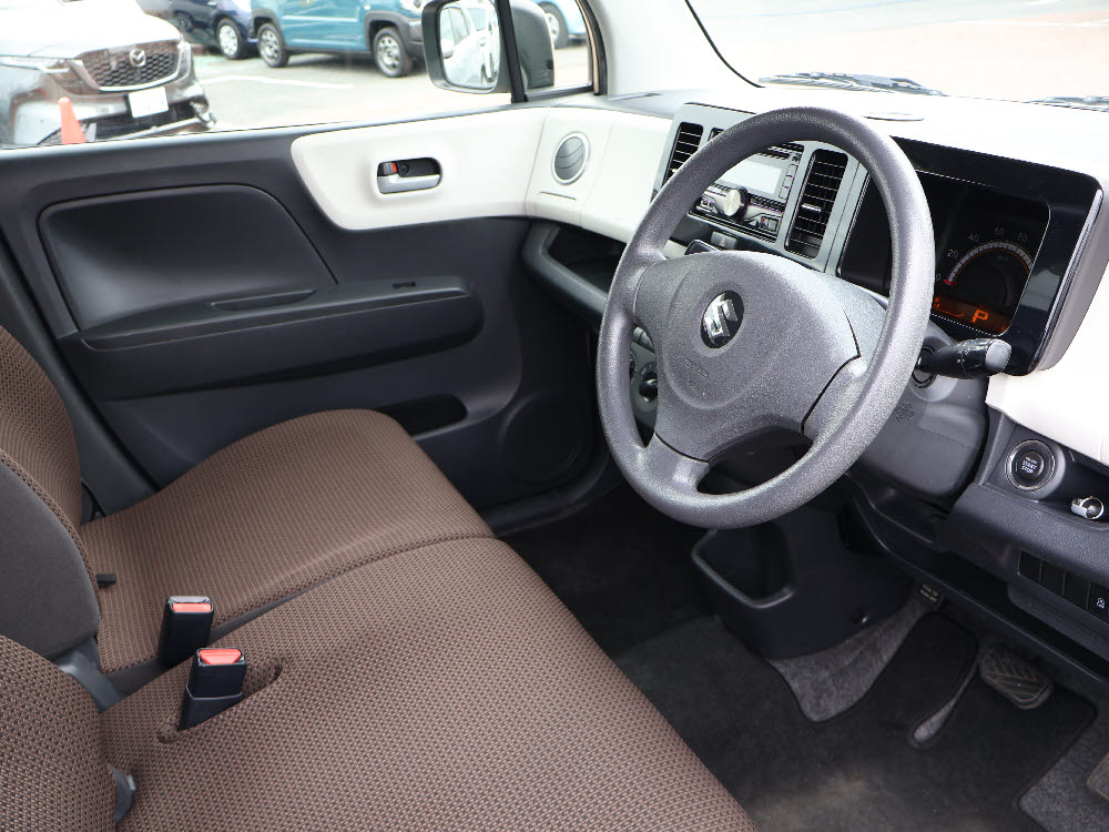 スズキ MRワゴン L15枚目