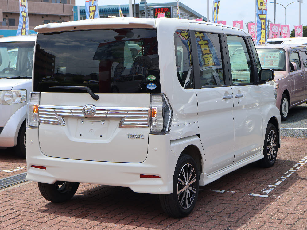 ダイハツ タントカスタム X トップエディションSAⅢ佐伯商談3枚目