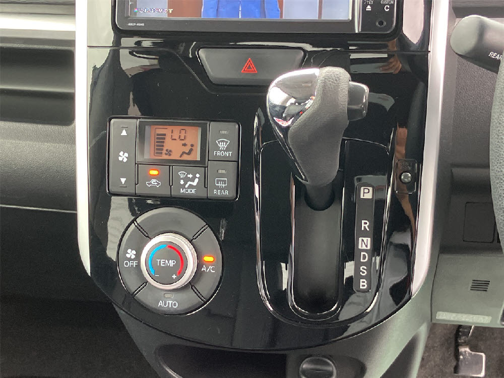 ダイハツ タントカスタム X-SA17枚目