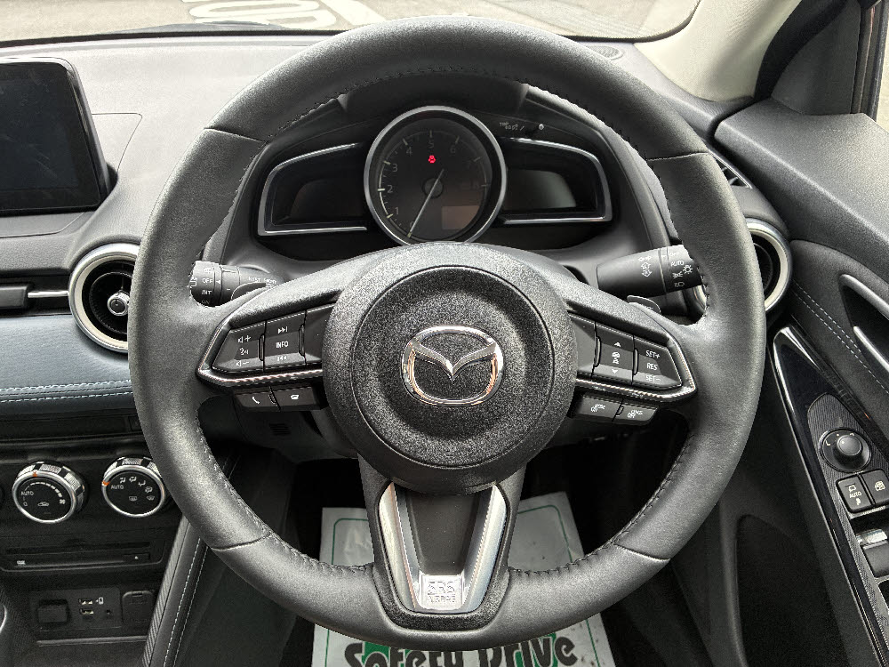 マツダ MAZDA2 15S L-Pkg SKYACTIV-G 10枚目