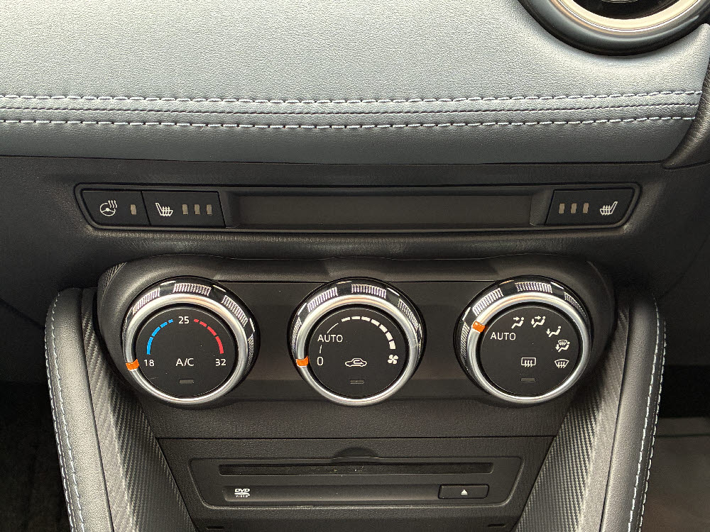 マツダ MAZDA2 15S L-Pkg SKYACTIV-G 16枚目