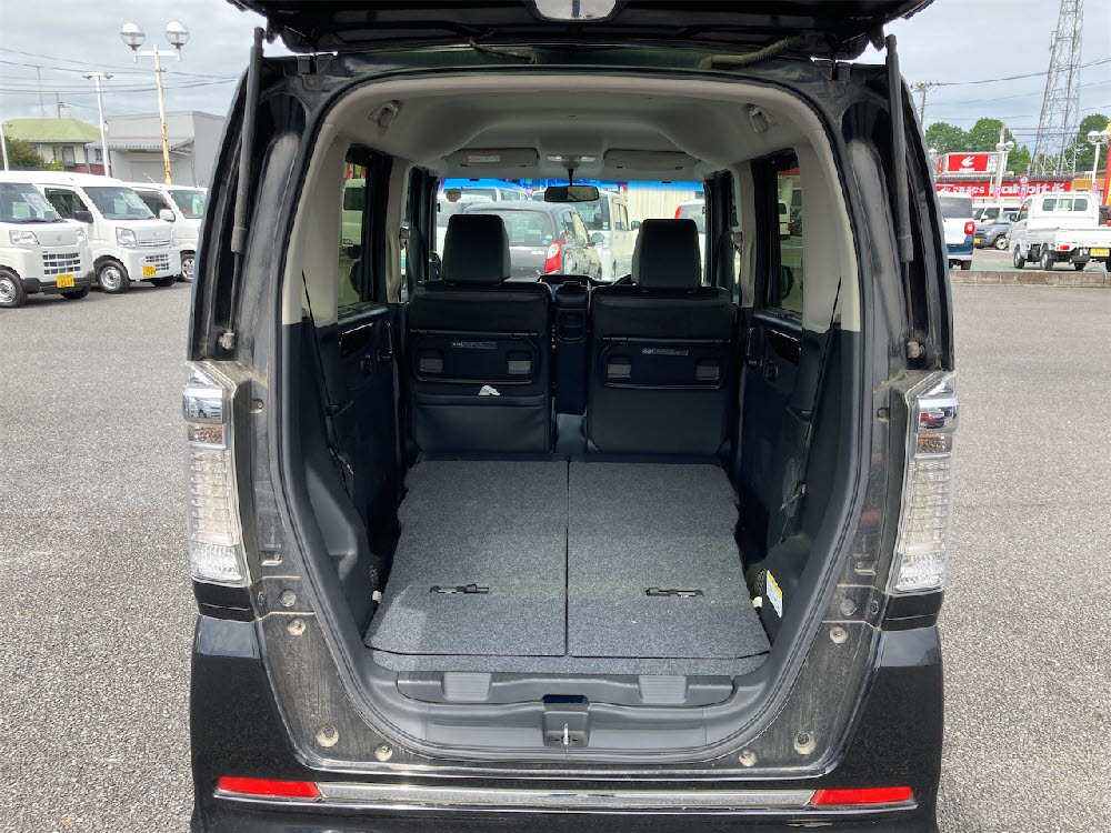 ホンダ　N-BOX カスタム　GターボLパッケージ8枚目