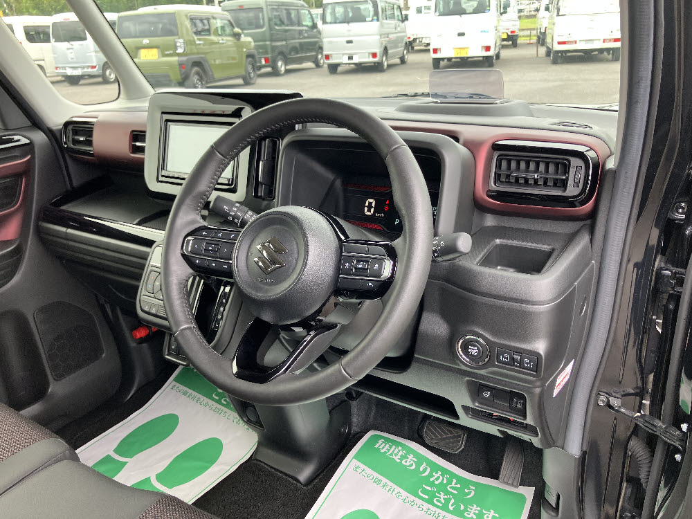 スズキ　スペーシアカスタム　HYBRID XS　10枚目