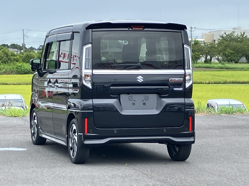 スズキ　スペーシアカスタム　HYBRID XS　3枚目