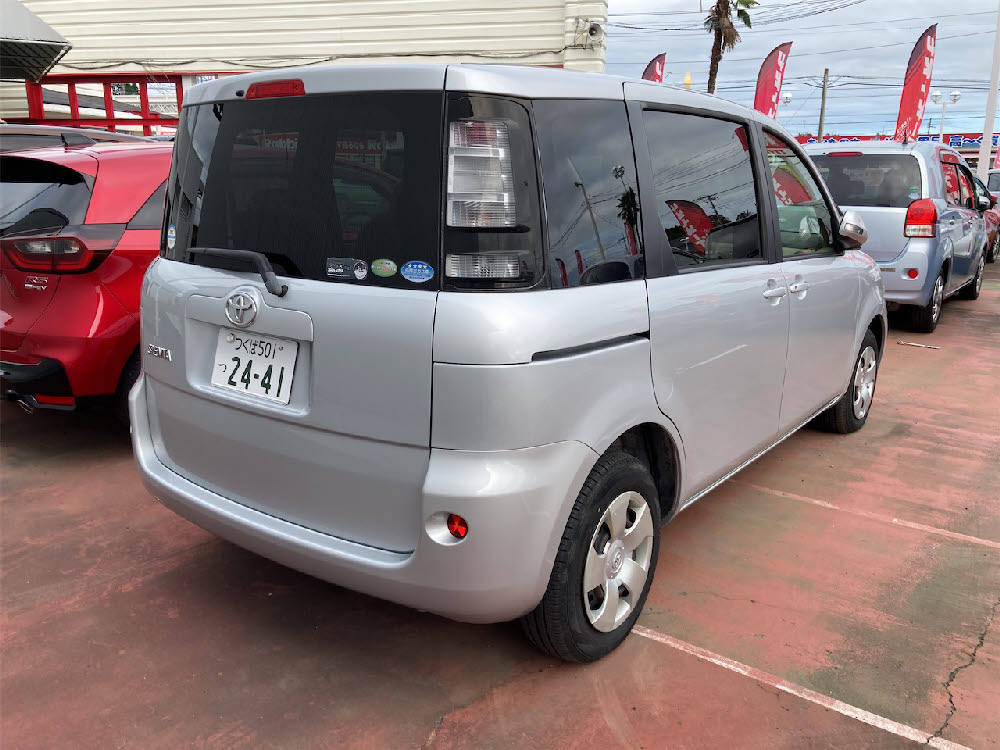 トヨタ　シエンタ　X2枚目