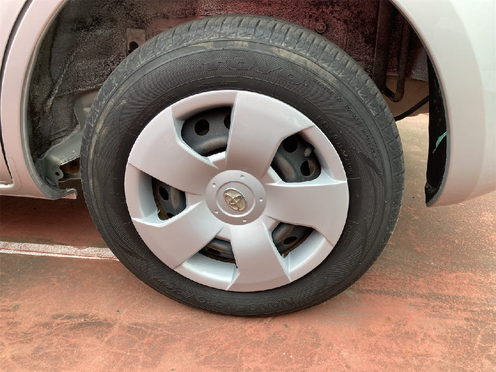 トヨタ　シエンタ　X4枚目