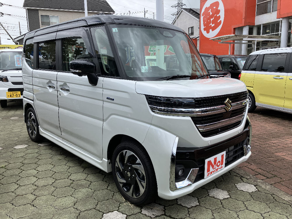 スズキ　スペーシアカスタム　HYBRID XS　9ナビ・全方位　2枚目