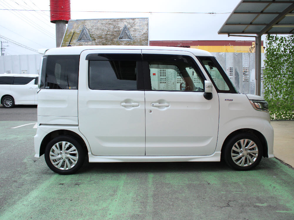 マツダ　フレアワゴンカスタムスタイル　HYBRID XG 3枚目