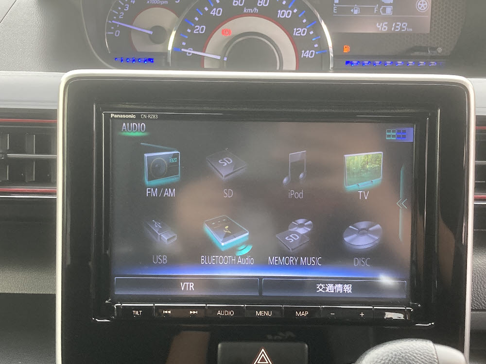 スズキ ワゴンRスティングレー HYBRID T14枚目