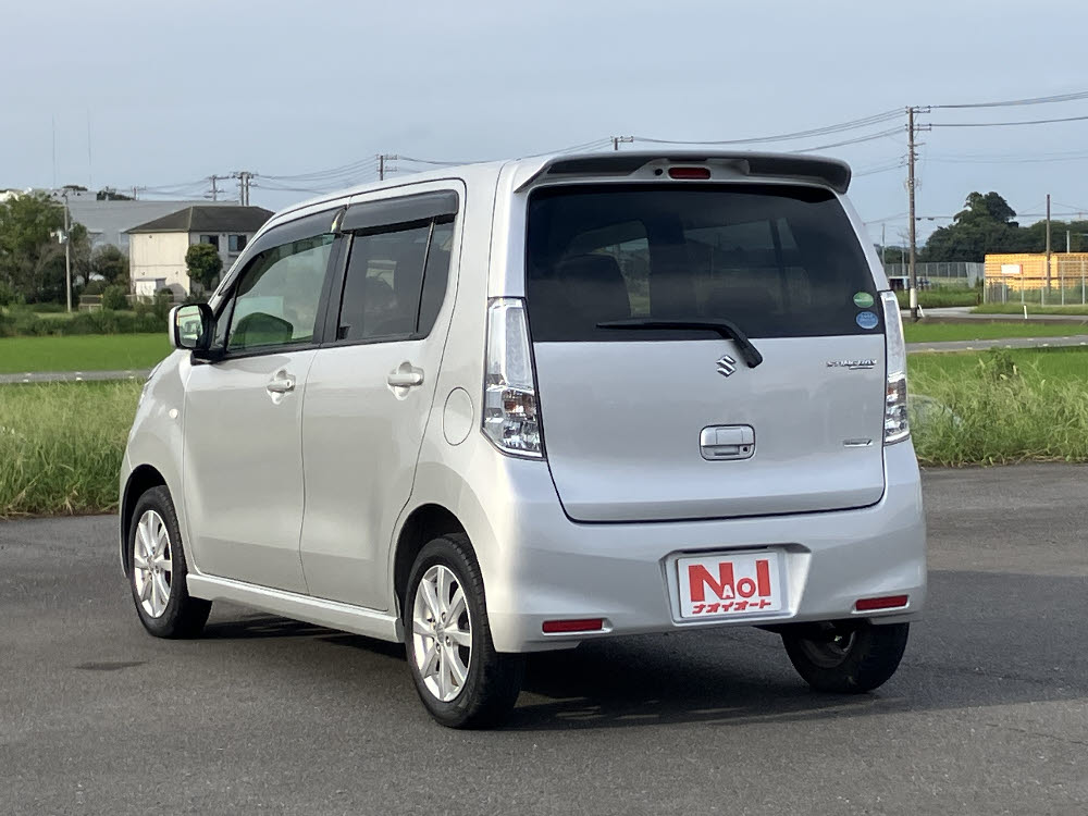 スズキ ワゴンRスティングレー X2枚目